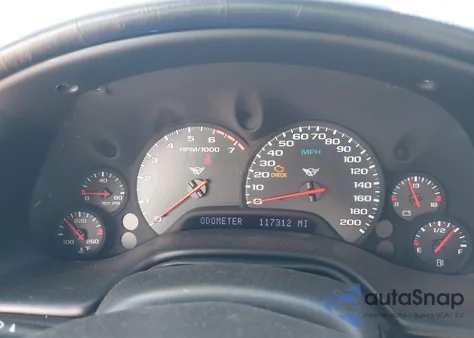 1998 Chevrolet Corvette z USA, uszkodzony, nr VIN 1G1YY22G2W5123045